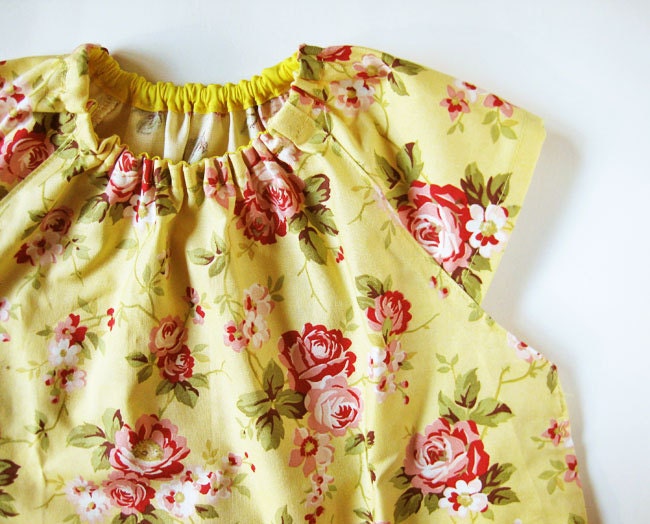Baby smock 1-2 yrs - pink roses on yellow
