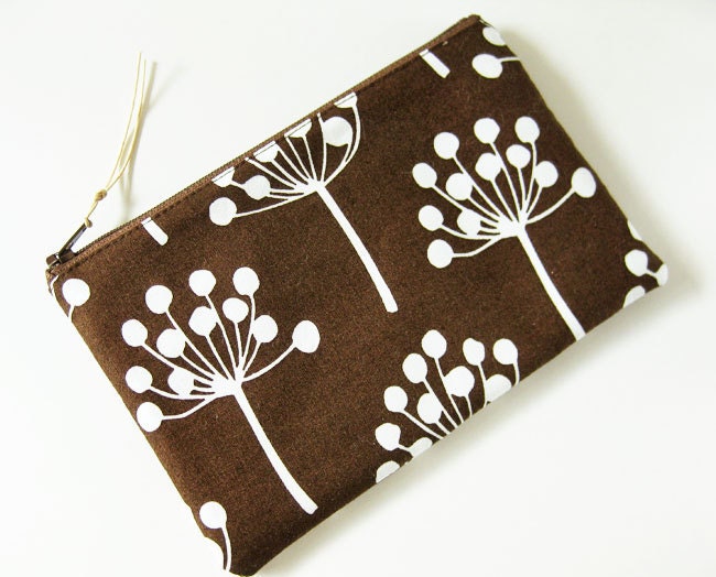 Zipper pouch - brown flowers