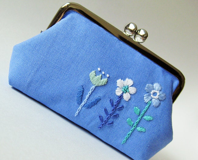 Blue flowers frame purse hand embroidered