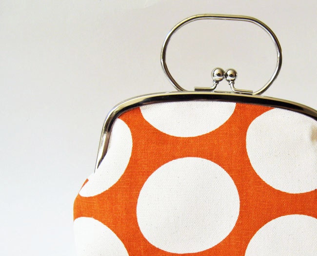 Frame purse with handle big dots on orange