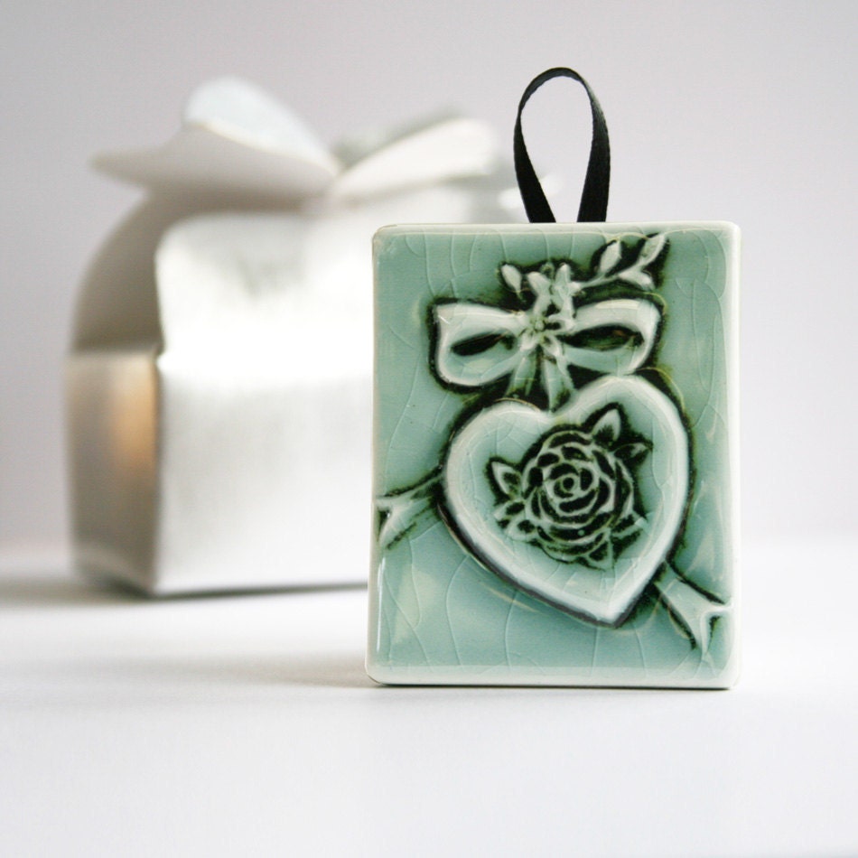 Victorian Heart Ornament - Victorian style Heart with Rose and Ribbon - Turquoise with black details - gift tag
