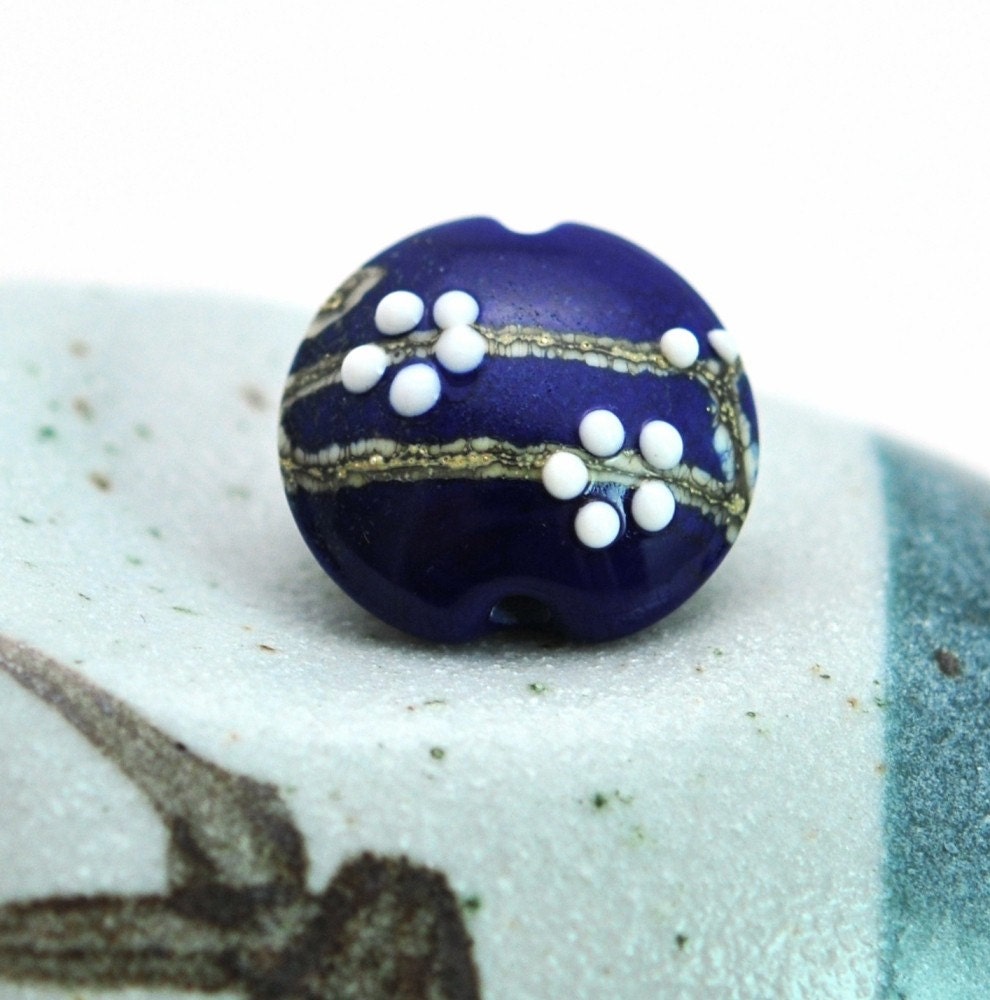 Winter Japanese Flower Bead