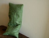 green LINEN EYE PILLOW filled with organic french lavender and flax seeds. yoga eye pillow for men and women. gift. ooak by pamelatang