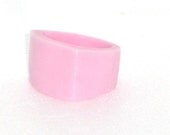 Handcrafted resin ring "fairyfloss"