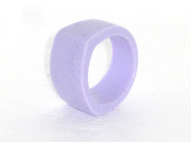 Handcrafted resin ring "Lavender drops"