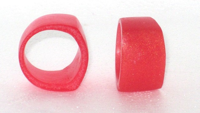 Handcrafted resin ring "raspberry sorbet"