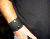 Mens Wrist - Money Cuff- "Secret Stash" - hide your cash, key  in an inside zipper. Great for travel.