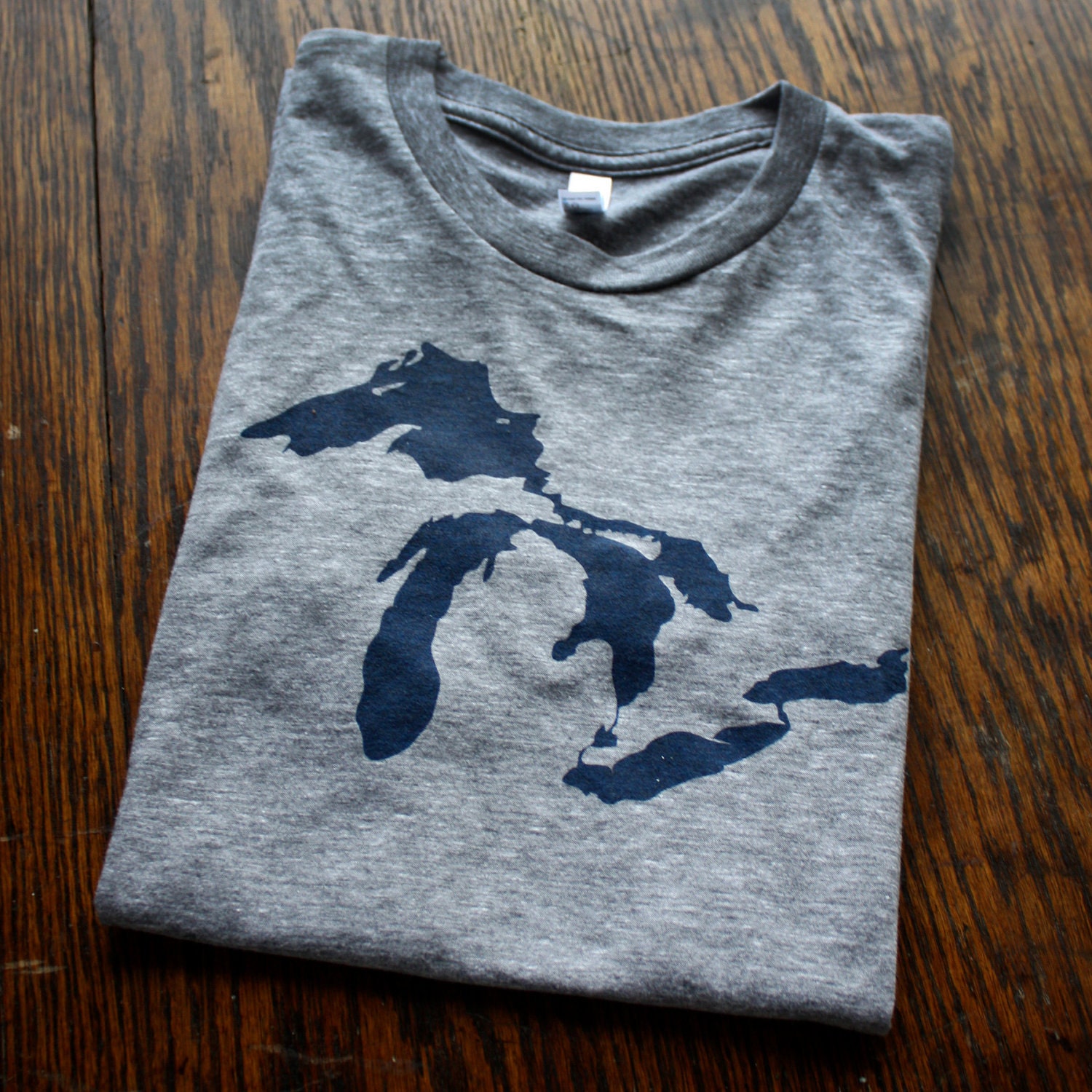 Great Lakes Michigan T-Shirt (Sizes: XS,S,M,L,XL,2XL)