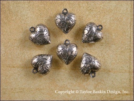 Antique Sterling Silver Plated Floral Pattern Puffed Heart Charm (item 2603 AS) - 6 Pieces