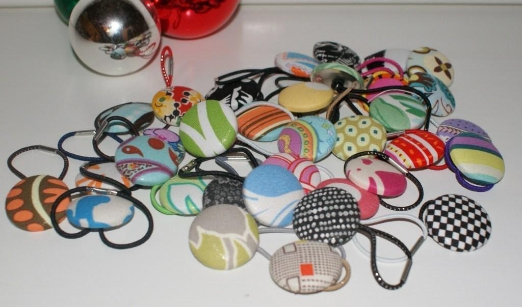 Island Girl Bags - 4 FABRIC COVERED PONYTAIL HOLDERS - Grab Bag