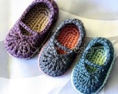 Baby Mary Jane Skimmers (crochet pattern)