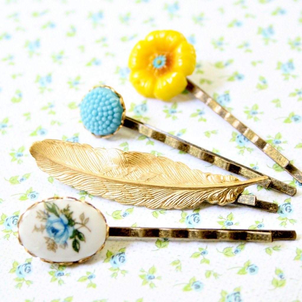 Bits and Bobs Bobby Pins In Blues