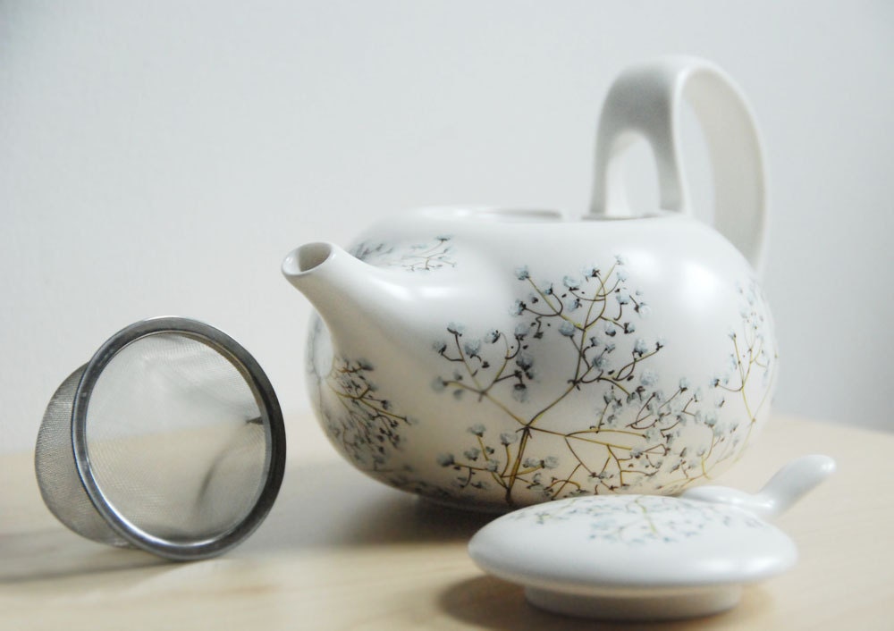 Hand Painted Ceramic Tea Set - Babys Breath Collection