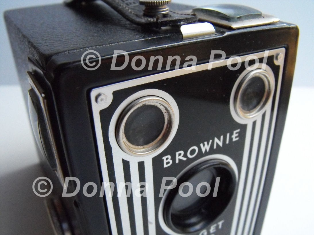5x7 Photo Vintage Box Camera Kodak Brownie Target 620 
