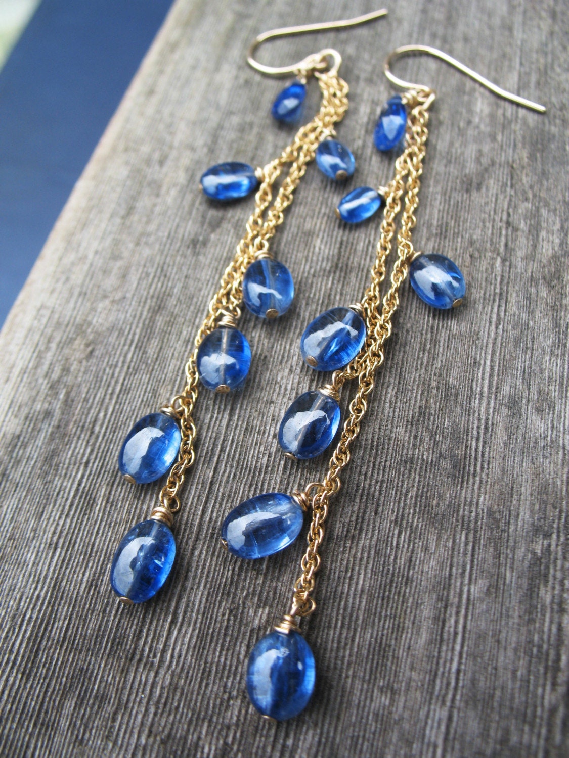 Esta Chipi Chipi -- handmade kyanite gold filled earrings