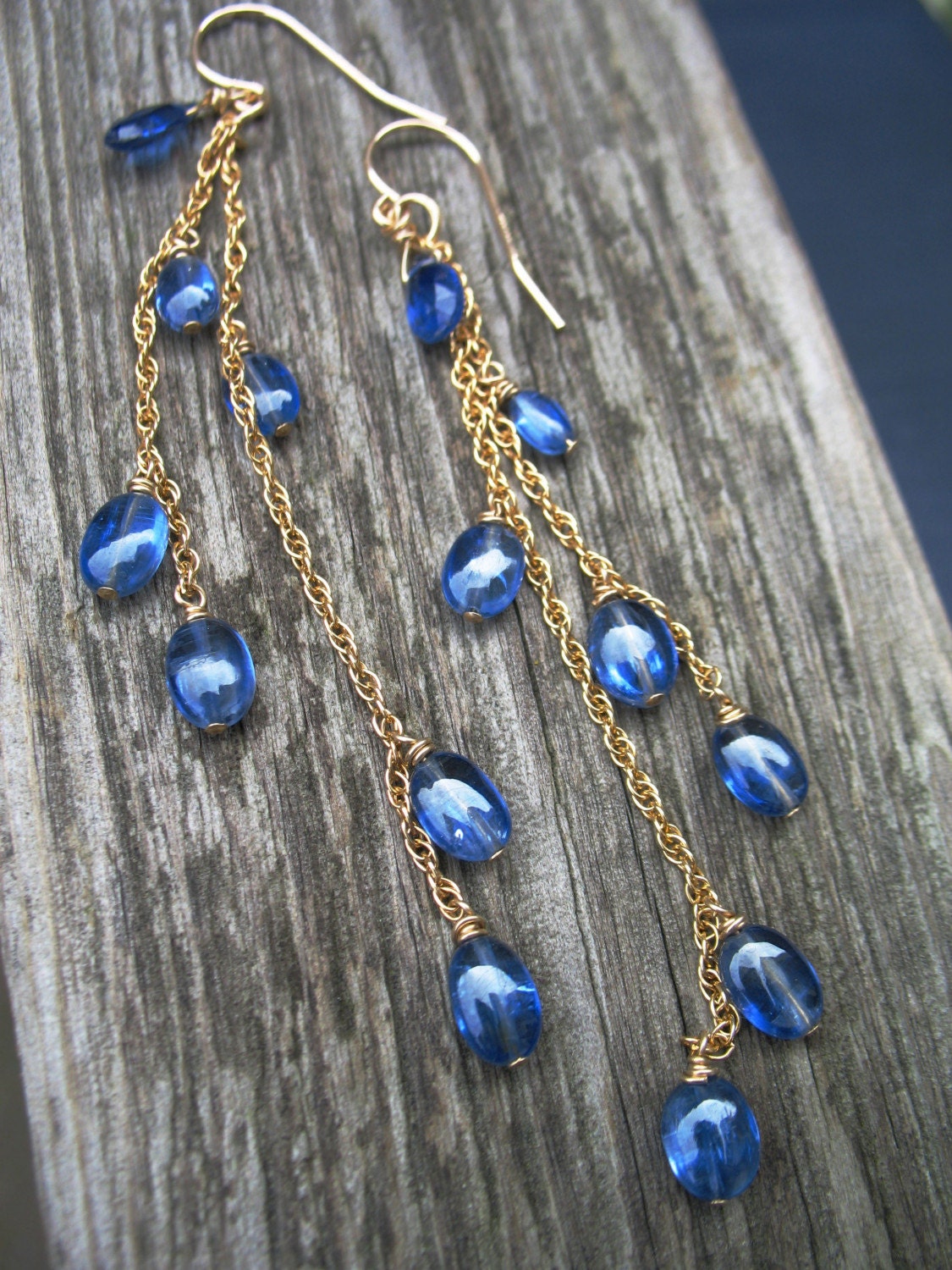 Esta Chipi Chipi -- handmade kyanite gold filled earrings