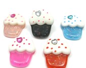 CUPCAKE PIN in your choice of 5 colors
