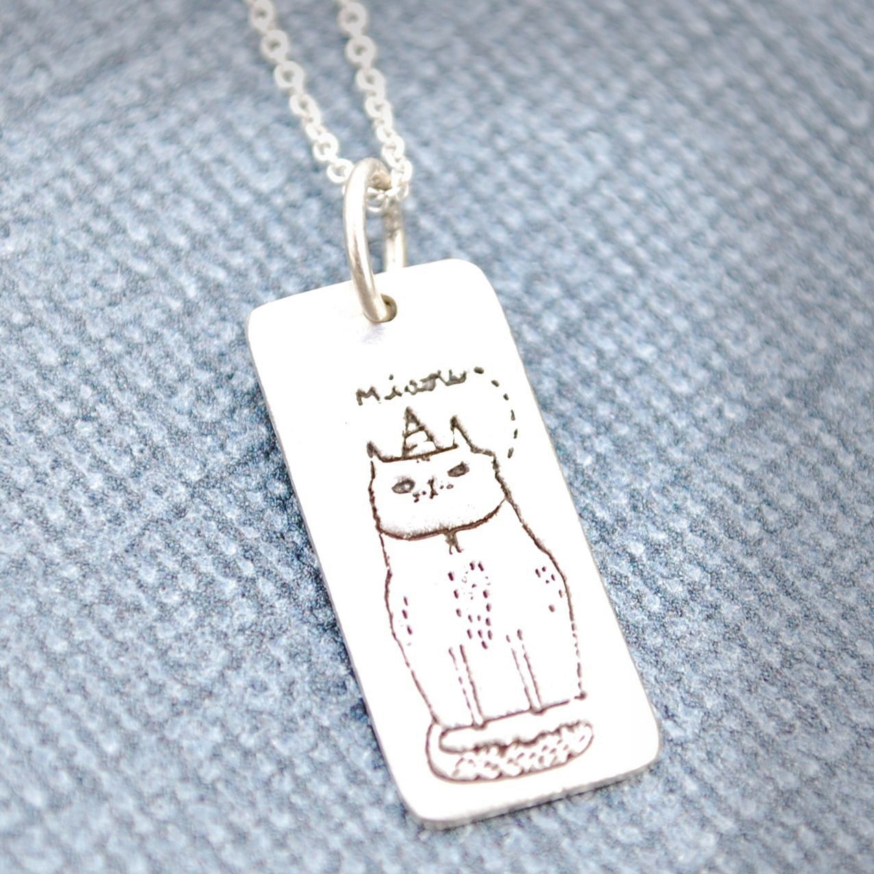 ITALIAN MEOW CAT necklace, Illustration by Gemma Correll, eco-friendly silver pendant. Handcrafted by Chocolate and Steel