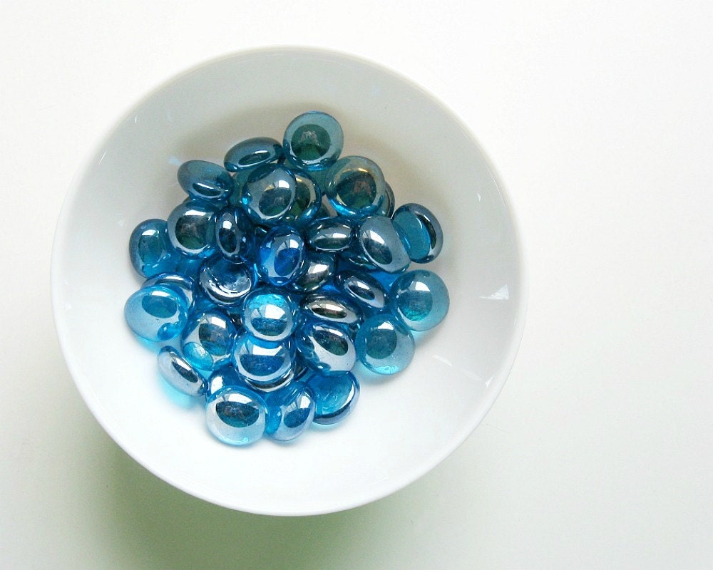 12 Glass Gems Iridescent Sky Blue in a Square Can