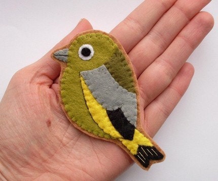 Felt Bird Brooch, Greenfinch, spring green, moss green