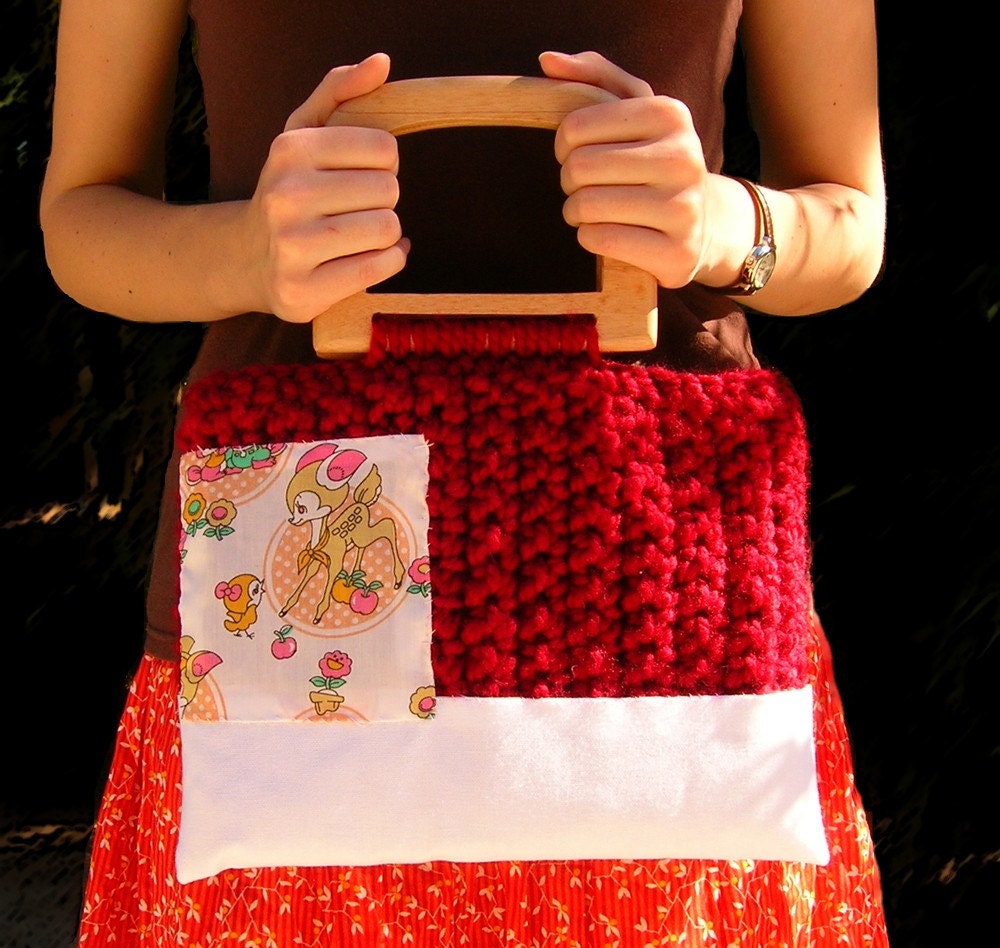 CANVAS 005 - Maroon Canvas Bottomed Bag w/ Kitschy Deer Patch - Large