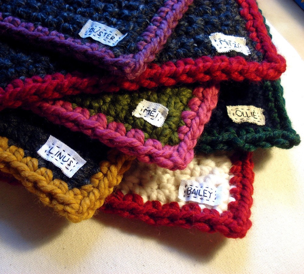 NEW colors - crocheted custom Kitty Bed - Small