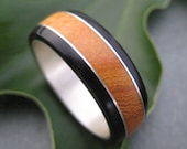 Moran Fuerte Wood Ring - recycled sterling and organic wood band