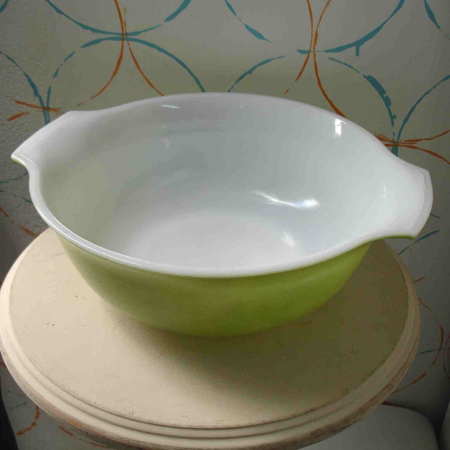 Glasbake Mixing Bowl Avocado Green