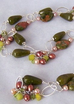 Necklace, Green and Rose Long Strand    JN174