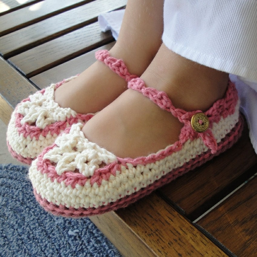Toddler Crochet Pattern Mary Jane Slippers PDF 20