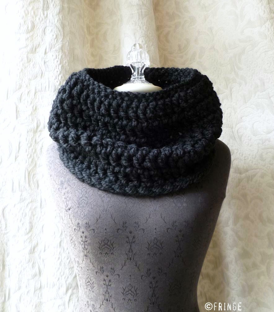 The Basics Cowl in black