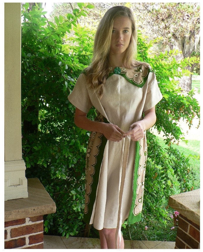 ooak UPCYCLED VINTAGE LINEN TABLECLOTH WRAP and TIE STYLE DRESS, one size fits most, GREAT GO AS YOU GROW DRESS FOR MAMAS TO BE