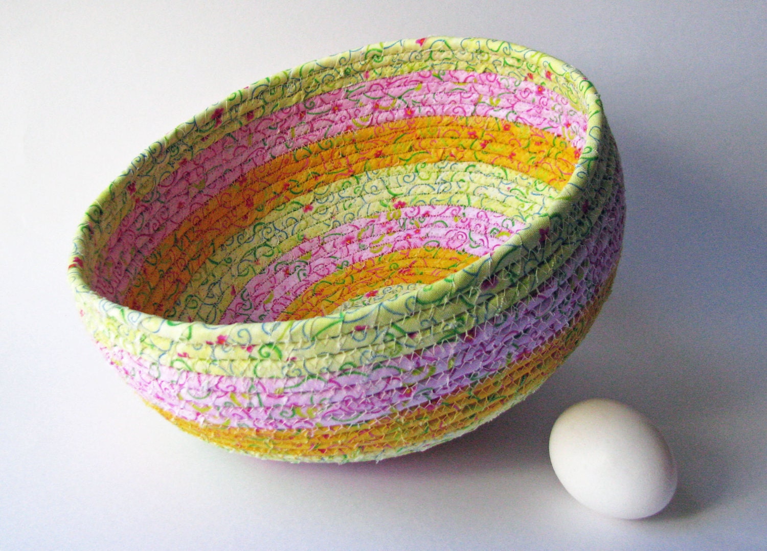 Coiled Fabric Basket - Bullseye