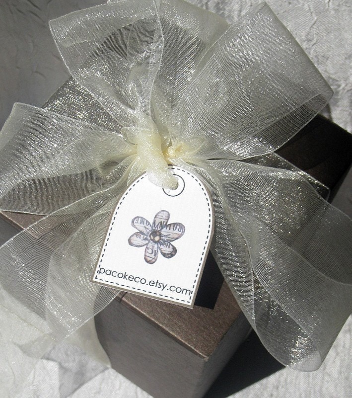 Dome Topped Customized Flower Tag Assortment - Set of 36 - perfect for your etsy shop, craft and trade shows, weddings, showers