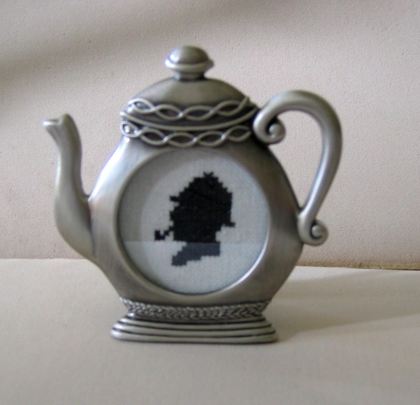 Teapot Frame