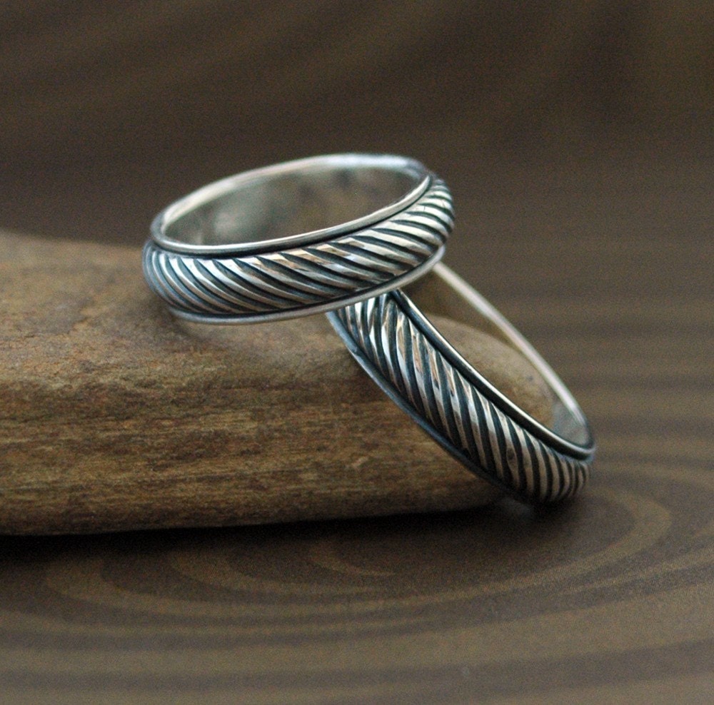 Endless String - Handmade Spinning Ring in Sterling Silver - Made to Order