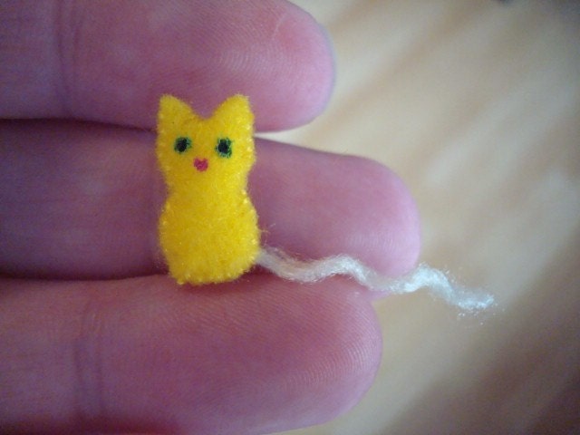 Micro Mini Tiny Kitty