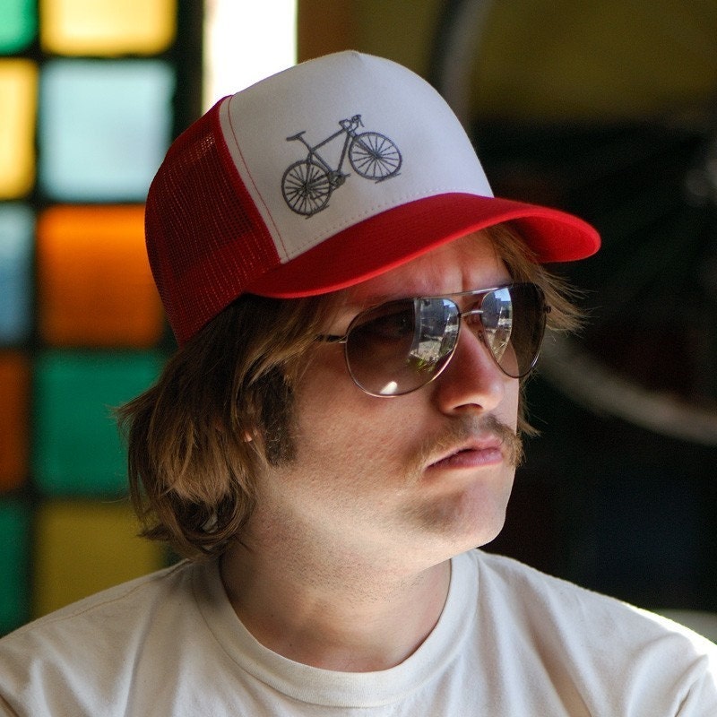 Vital Bicycle - trucker cap, grey on red