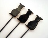 Plant Marker - Sitting Bailey (Set of Three)