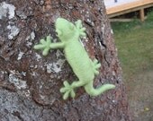 Needle Felted Gecko Figure