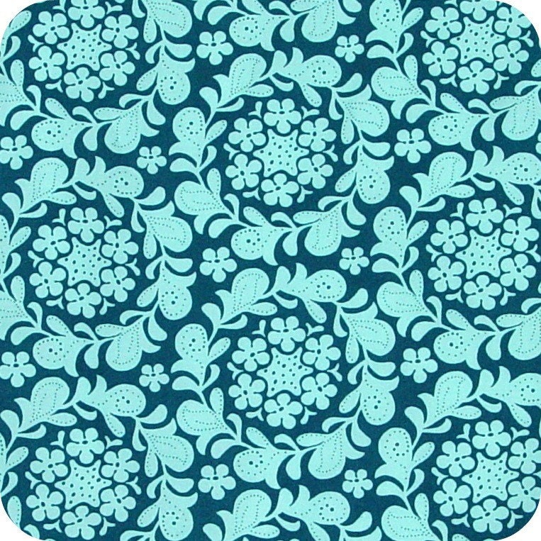 Large 14 x 16 Wet Bag / Sandi Henderson Turquoise Henna Fabric / Perfect for Diapers / Gym / Swim / SEALED SEAMS and Snap Strap