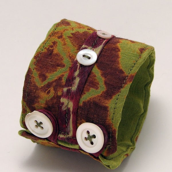 Bohemian Green hemp silk wrist cuff