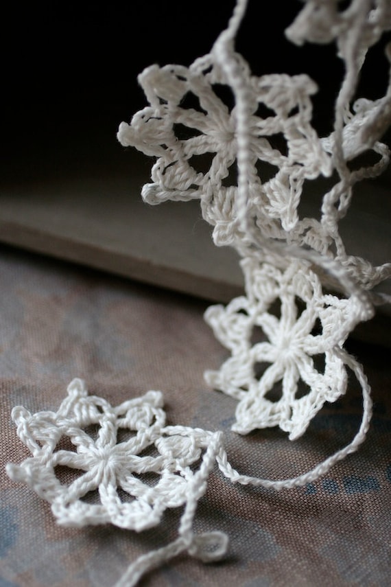 Crochet Garland - Wall Hanging - Small Doily Bunting -- Snowflake garland -- Bleached White
