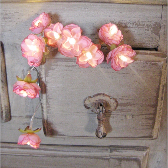 Vintage Pink - Wild Roses Fairy Lights