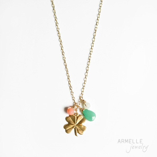 lucky you necklace       .     clover charm .     gold   .