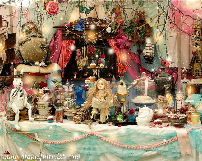 In Wonderland - Alice and The Mad Tea Party