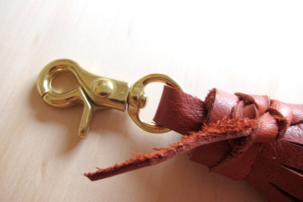 Brick Leather Tassel w/ Clip