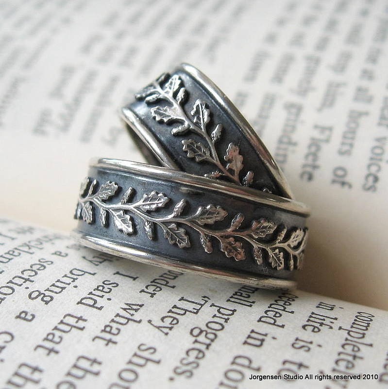 Laurel Wedding Band Set in Sterling Silver