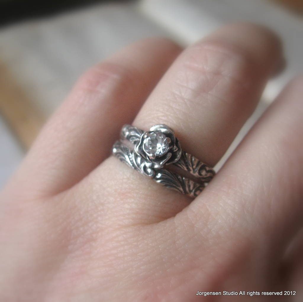Flower 4mm Gemstone Sterling Silver Sweetest Ring