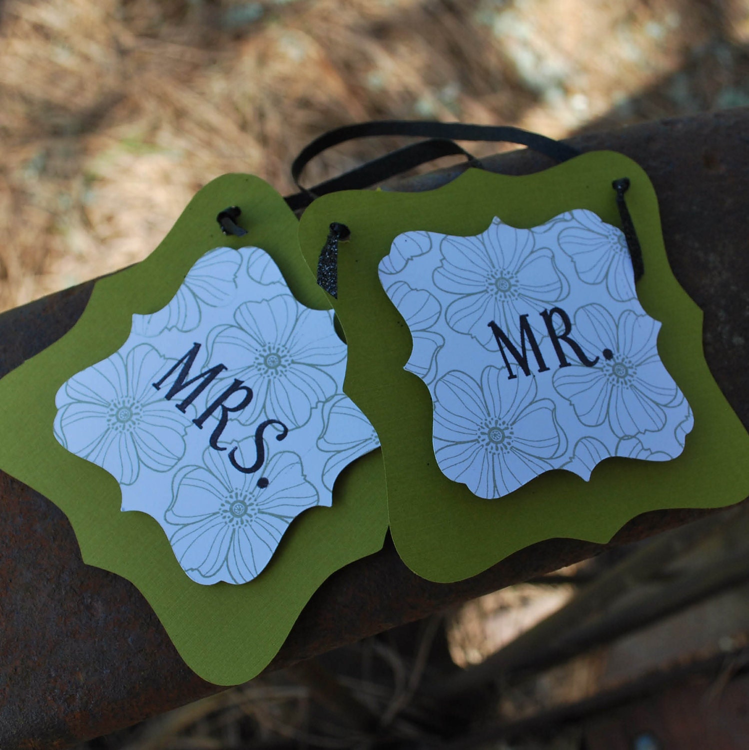 Mr. and Mrs..set of 2 tags...Black, olive green and white...